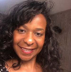 Meet your Posher, Theresa